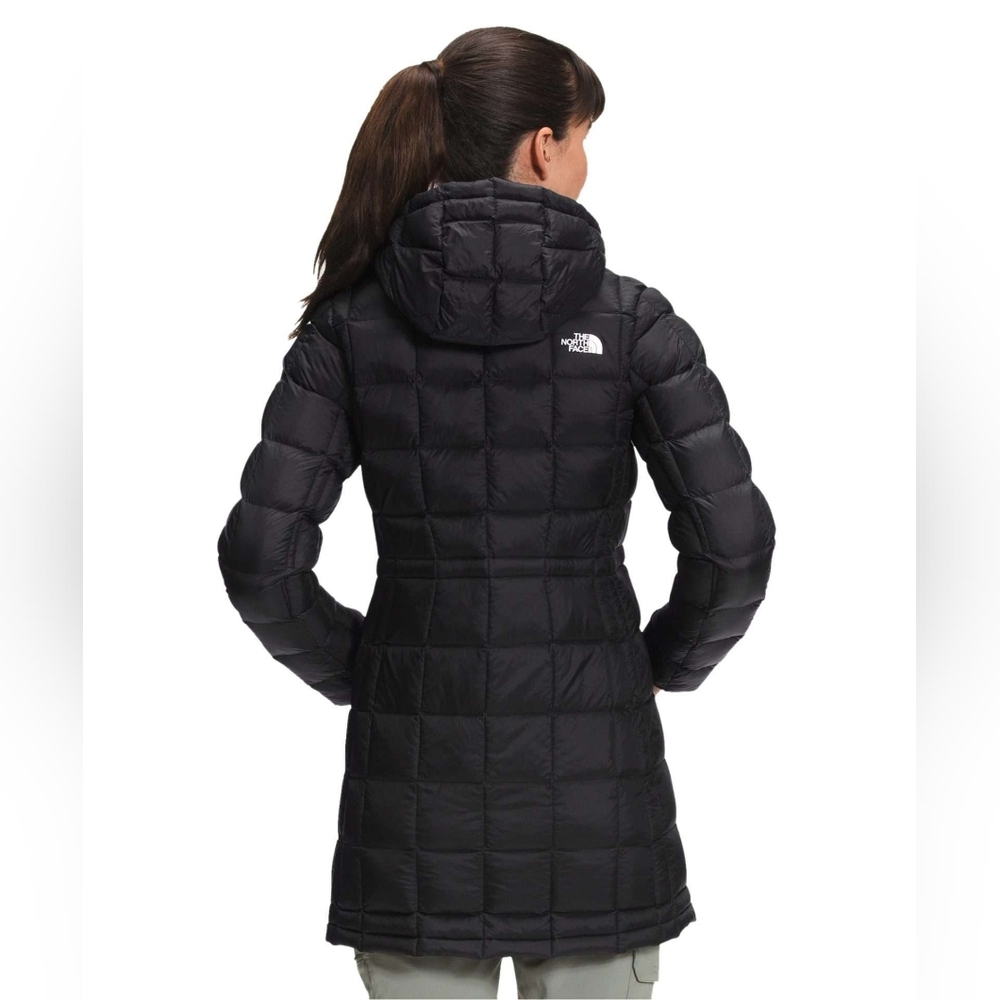 The North Face Women's Black Puffer Coat - Picture 3 of 16